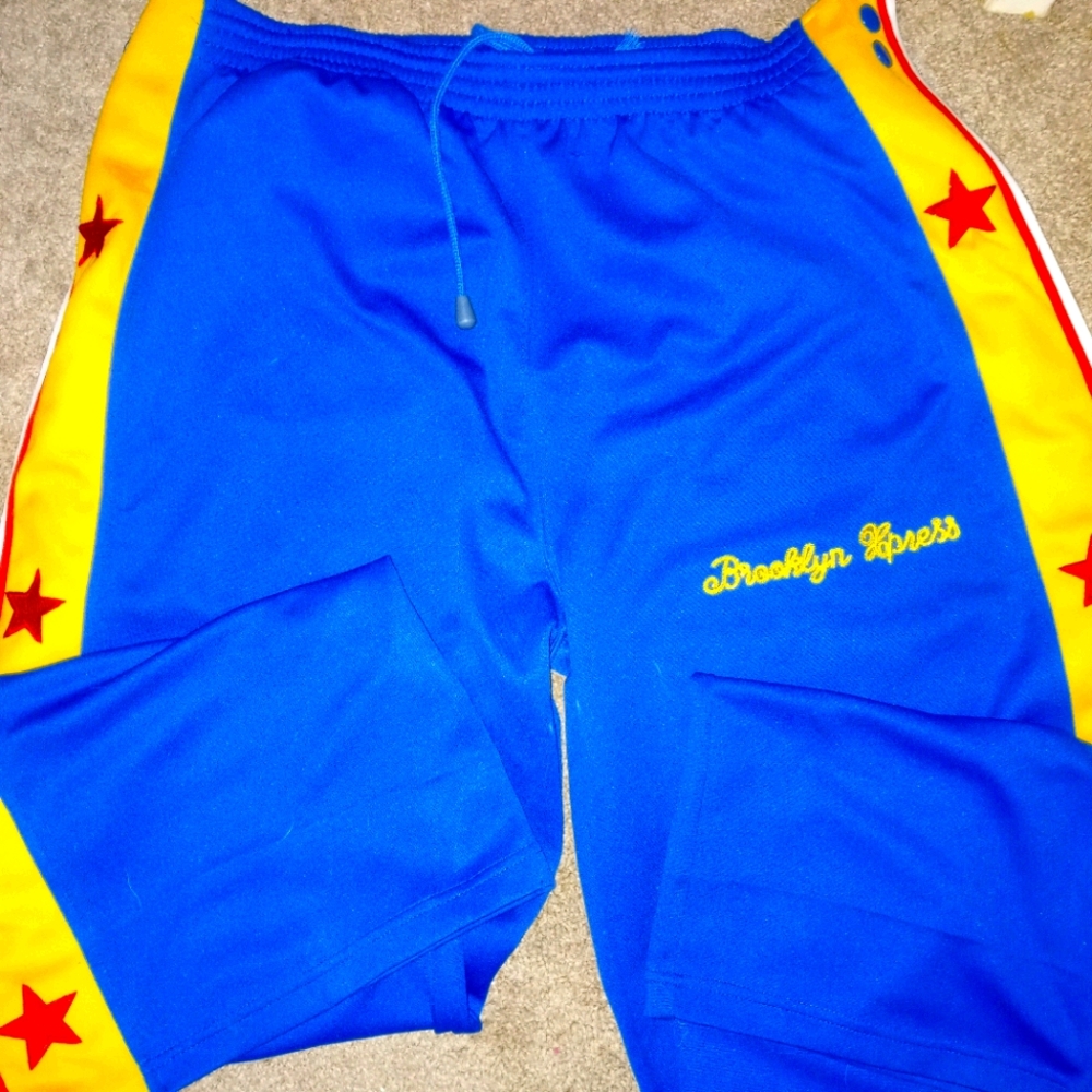 Athletic pants